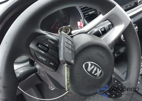 2021 Kia Rio S z USA, uszkodzony, nr VIN 3KPA24AD7ME364727